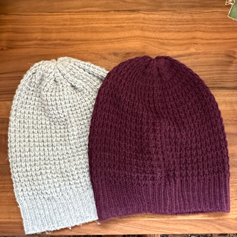 KNIT BEANIES